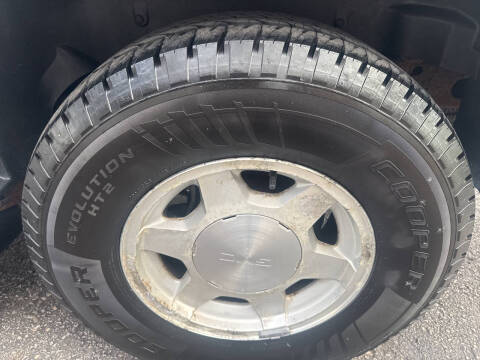 2005 GMC Yukon Fleet