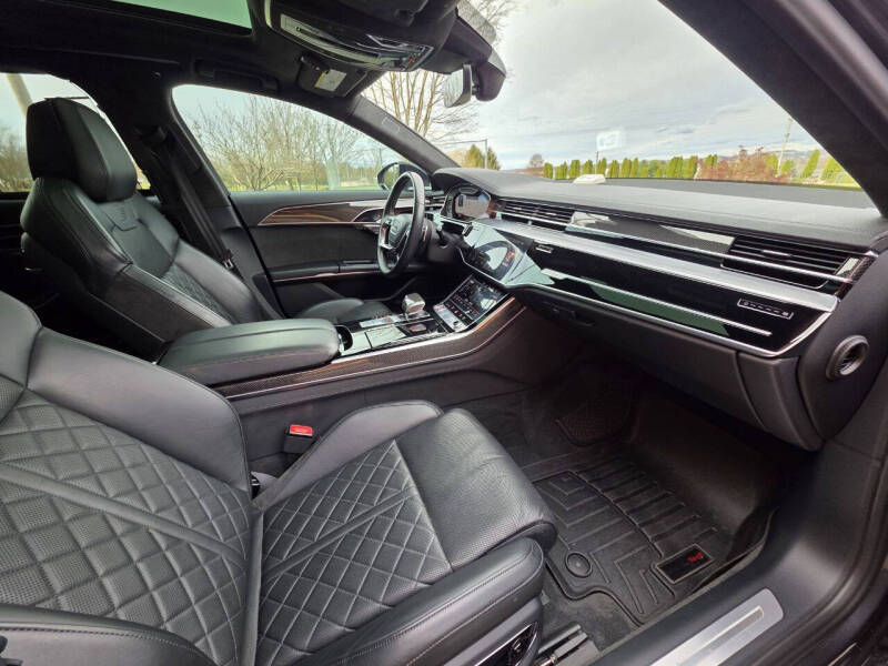 2020 Audi S8 4.0T quattro