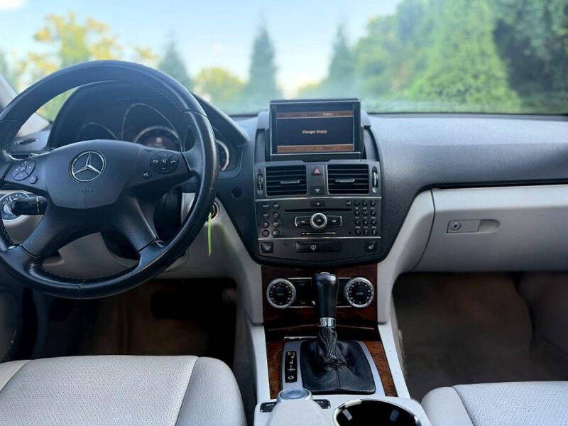 2010 Mercedes-Benz C-Class