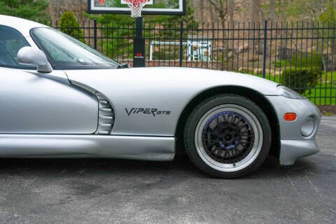 1998 Dodge Viper GTS