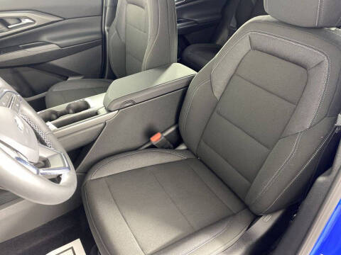 2026 Chevrolet Equinox EV LT 1