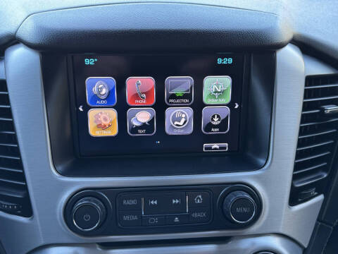 2017 GMC Yukon XL SLT