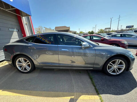 2014 Tesla Model S