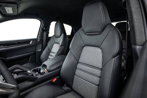 2026 Porsche Cayenne GTS Coupe