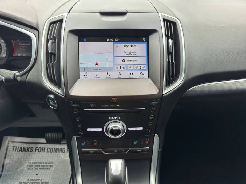 2018 Ford Edge Titanium