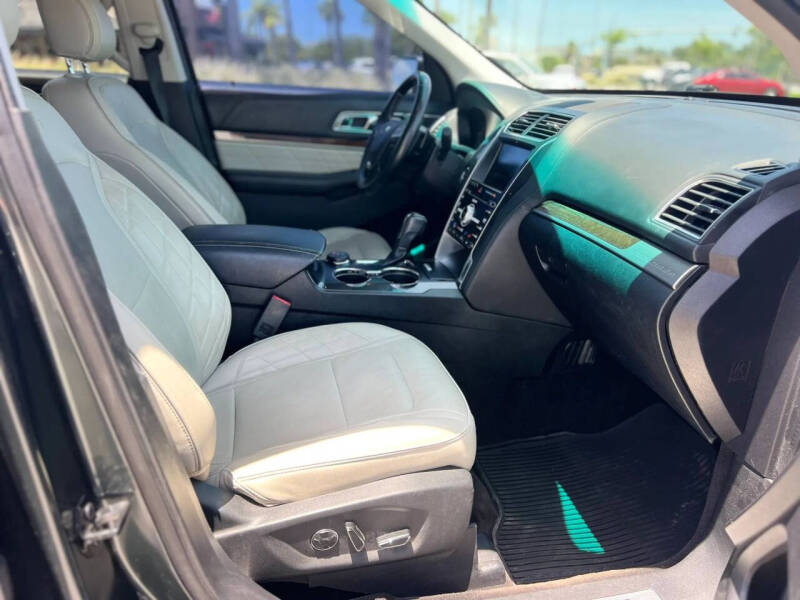 2016 Ford Explorer Platinum