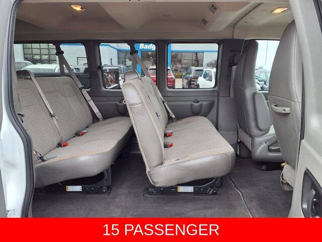 2025 Chevrolet Express LS 3500