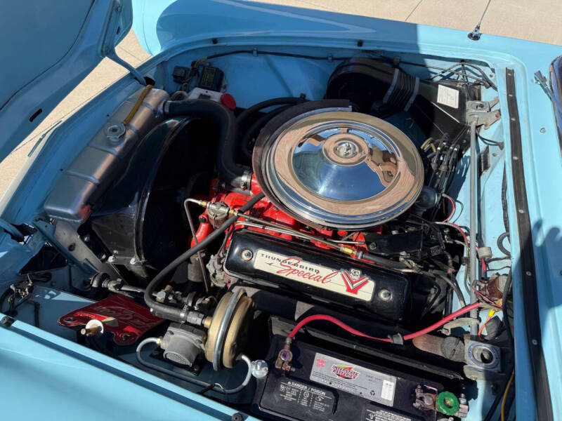 1957 Ford Thunderbird