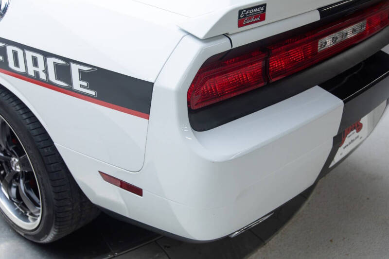 2012 Dodge Challenger SRT8 - Photo 51