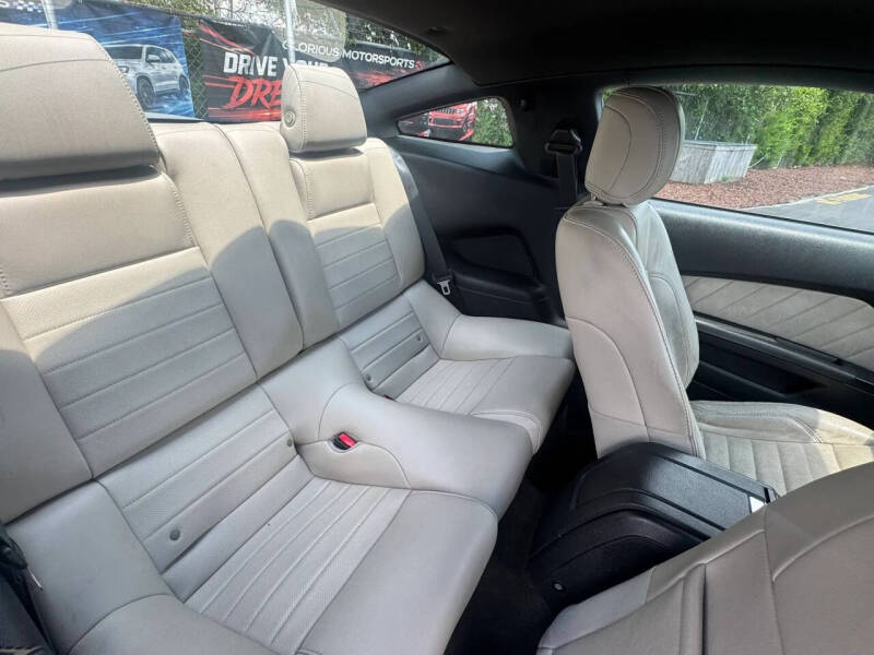 2014 Ford Mustang V6 Premium