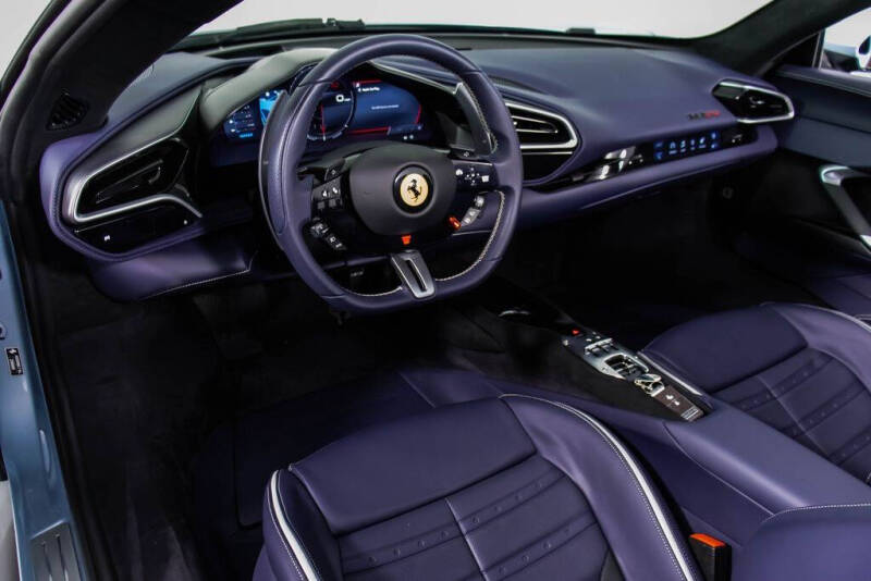 2025 Ferrari 296 GTS