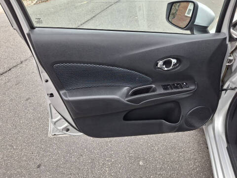 2015 Nissan Versa Note SV