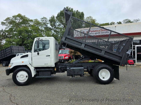 2006 Hino 268A