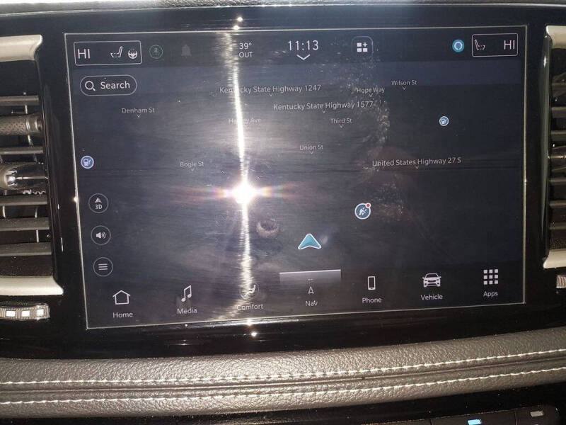 2024 Chrysler Pacifica Plug-In Hybrid Select