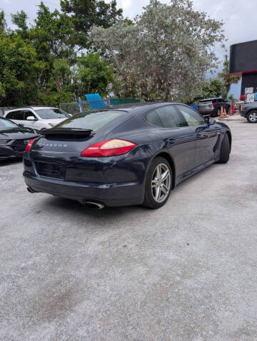 2012 Porsche Panamera 4