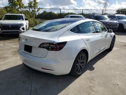 2020 Tesla Model 3 Standard Range Plus