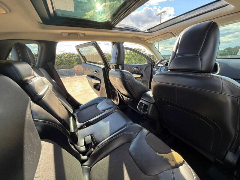 2018 Jeep Cherokee Latitude Plus