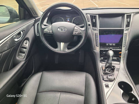 2015 Infiniti Q50 Premium