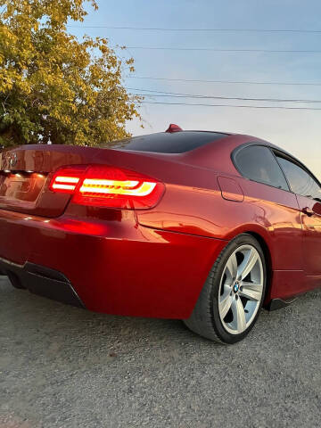 2011 BMW 3 Series 328i