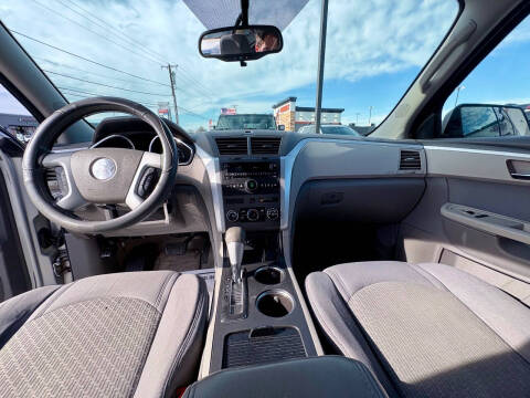 2011 Chevrolet Traverse LS