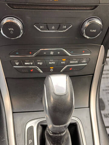 2017 Ford Edge SEL