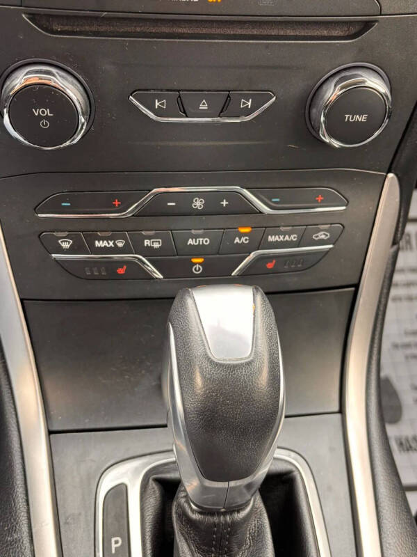 2017 Ford Edge SEL