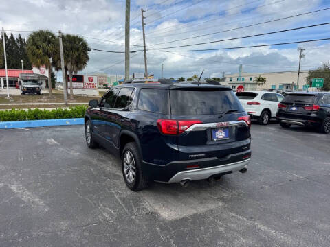 2017 GMC Acadia SLE-2