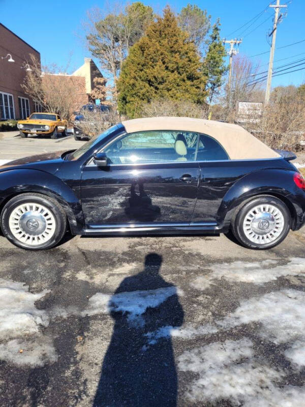 2013 Volkswagen Beetle Convertible 2.5L PZEV