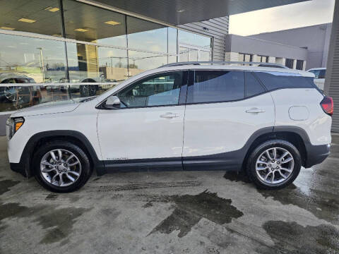 2022 GMC Terrain SLT