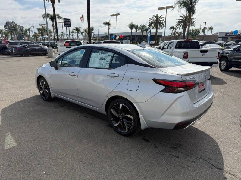 2025 Nissan Versa SR