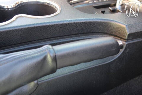 2004 Ford Thunderbird Deluxe