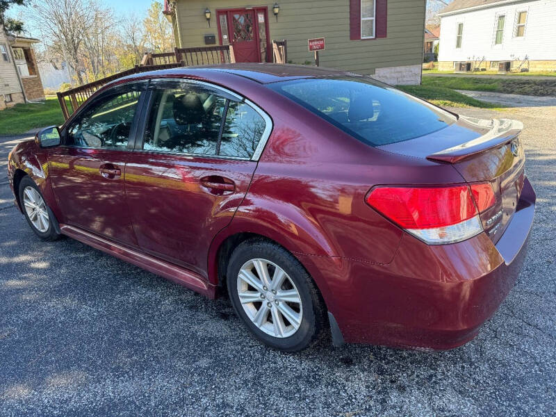 2011 Subaru Legacy I Premium photo 19