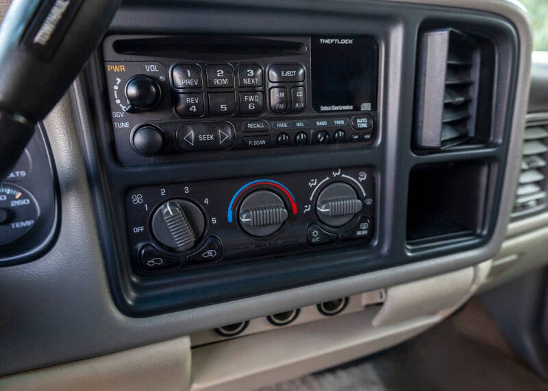 2001 Chevrolet Suburban 1500 LS