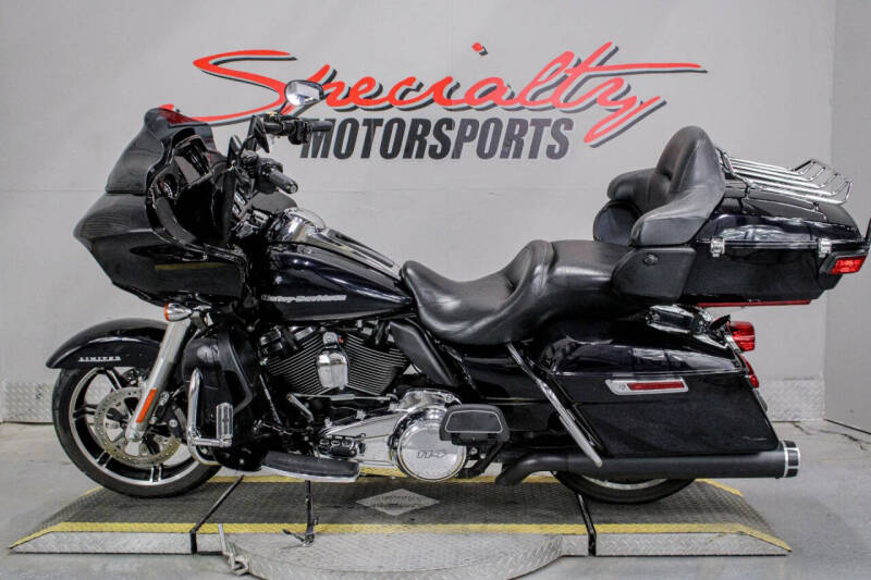 2020 Harley-Davidson Road Glide Limited