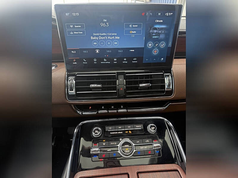 2022 Lincoln Navigator L Reserve