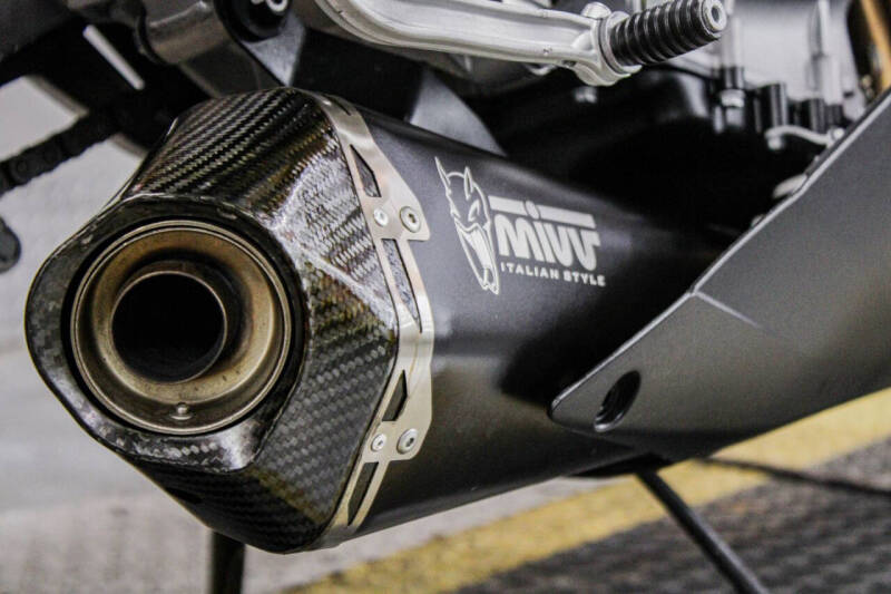 2022 Aprilia Tuono 660