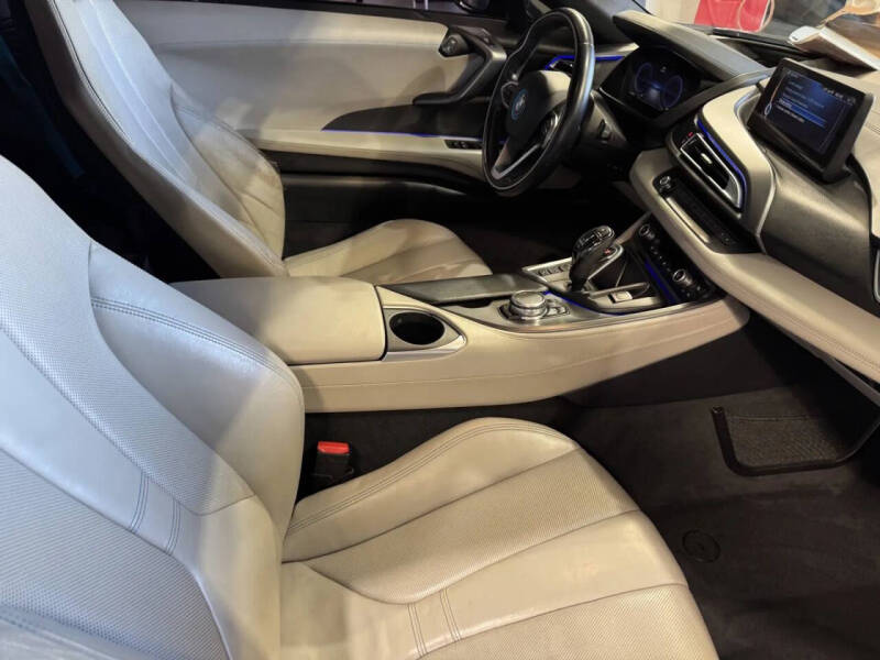 2015 BMW i8