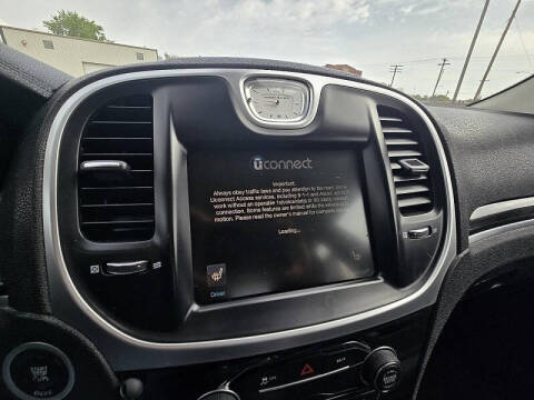 2016 Chrysler 300