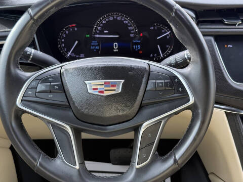 2017 Cadillac XT5