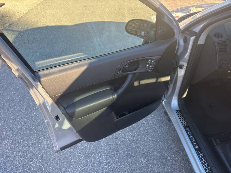 2007 Ford Focus ZX4 SE