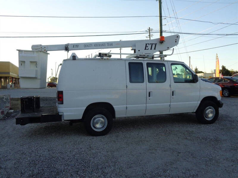 2006 Ford E-Series E-350 SD