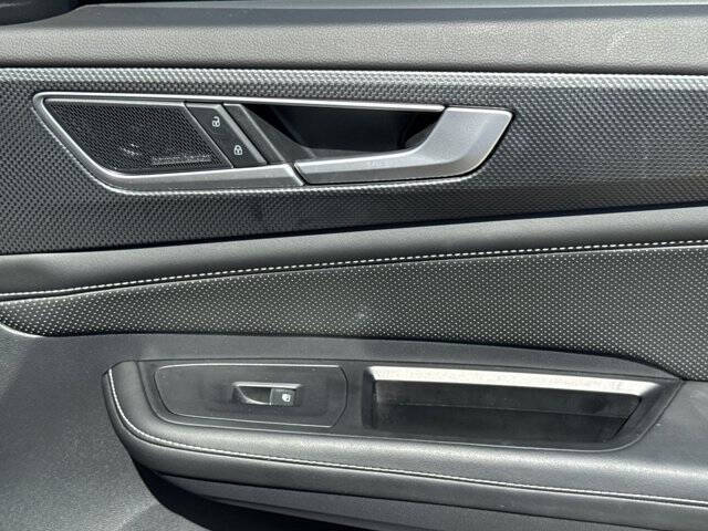 2024 Volkswagen Atlas Cross Sport SEL Premium R-Line 4Motion