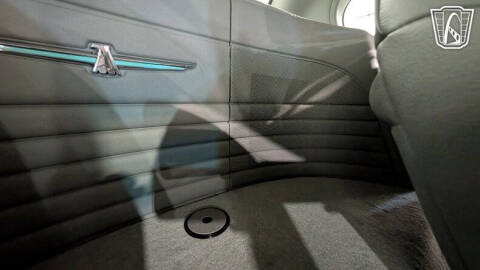 2004 Ford Thunderbird