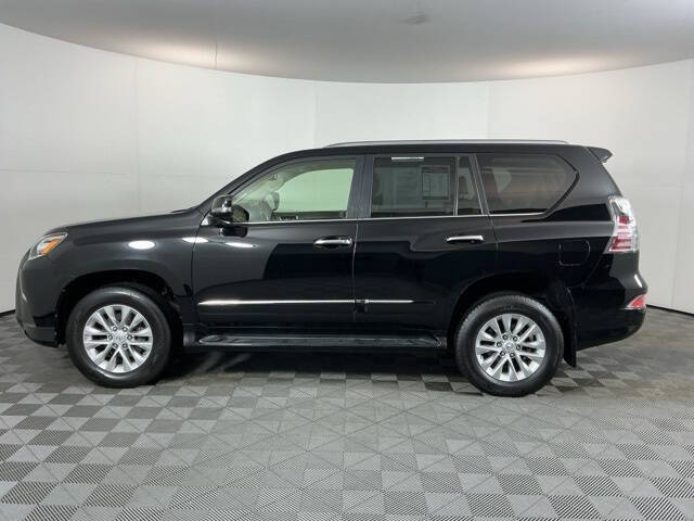 2017 Lexus GX 460