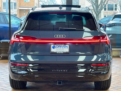 2024 Audi Q8 e-tron quattro Premium Plus