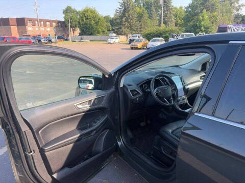 2022 Ford Edge SEL