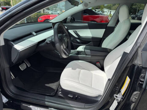 2020 Tesla Model 3 Standard Range