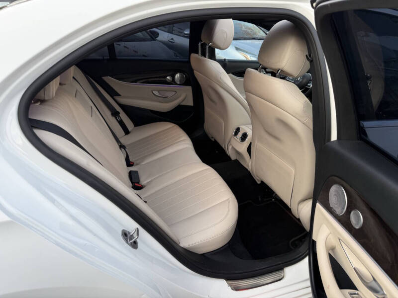 2019 Mercedes-Benz E-Class E 300