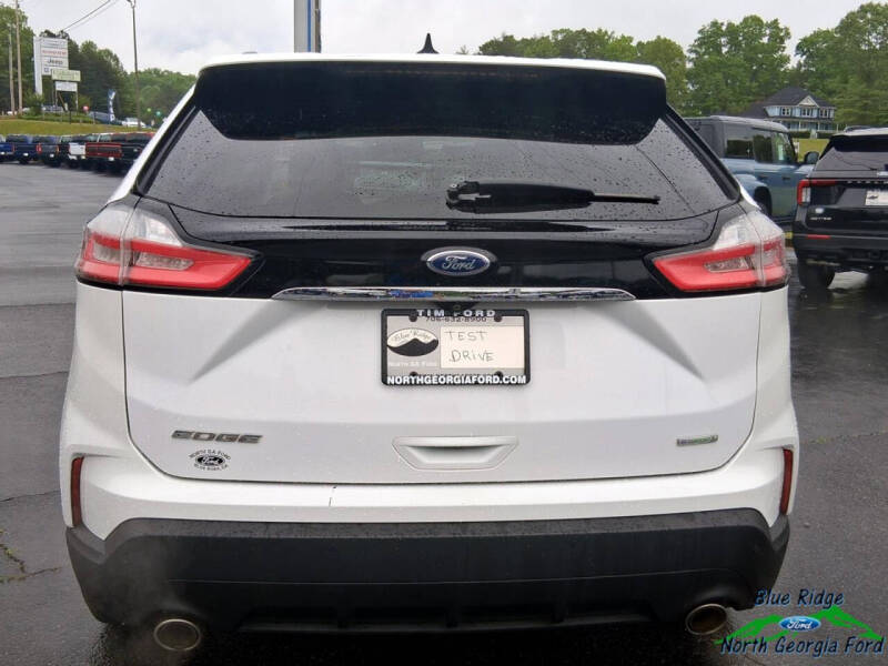 2020 Ford Edge SE