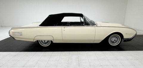 1961 Ford Thunderbird